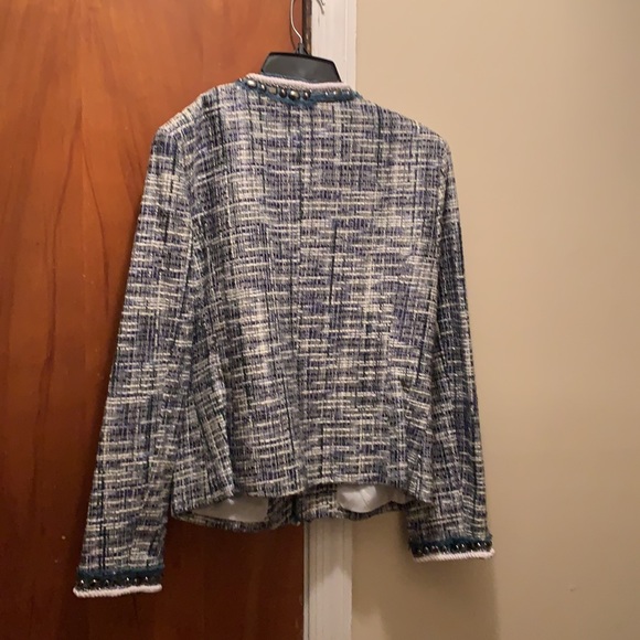 Jacket - Picture 2 of 5